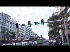 直径200mmの赤黄緑信号機