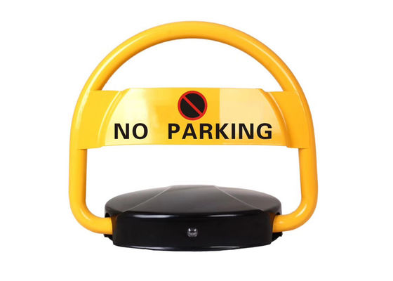 ソーラーリモートコントロール 駐車場ロック 390mm の上昇高度と安全な駐車場保護のための鋼筋ローリングフレーム