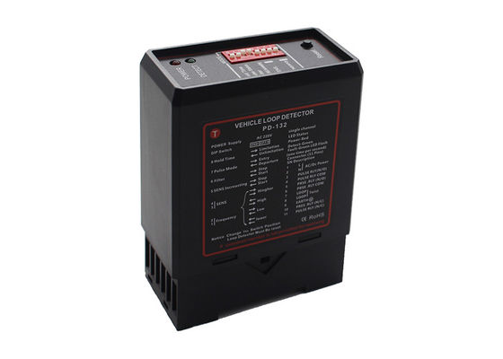 170KHz 4インクリメント 調整可能な車両ループ検出器 PD132